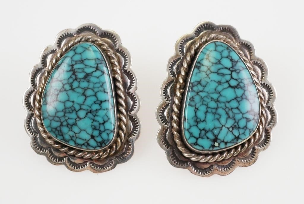 NAVAJO E SECATERO EARRINGS,