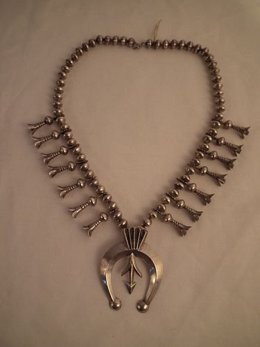 NAVAJO H&AC SILVER NECKLACEOld