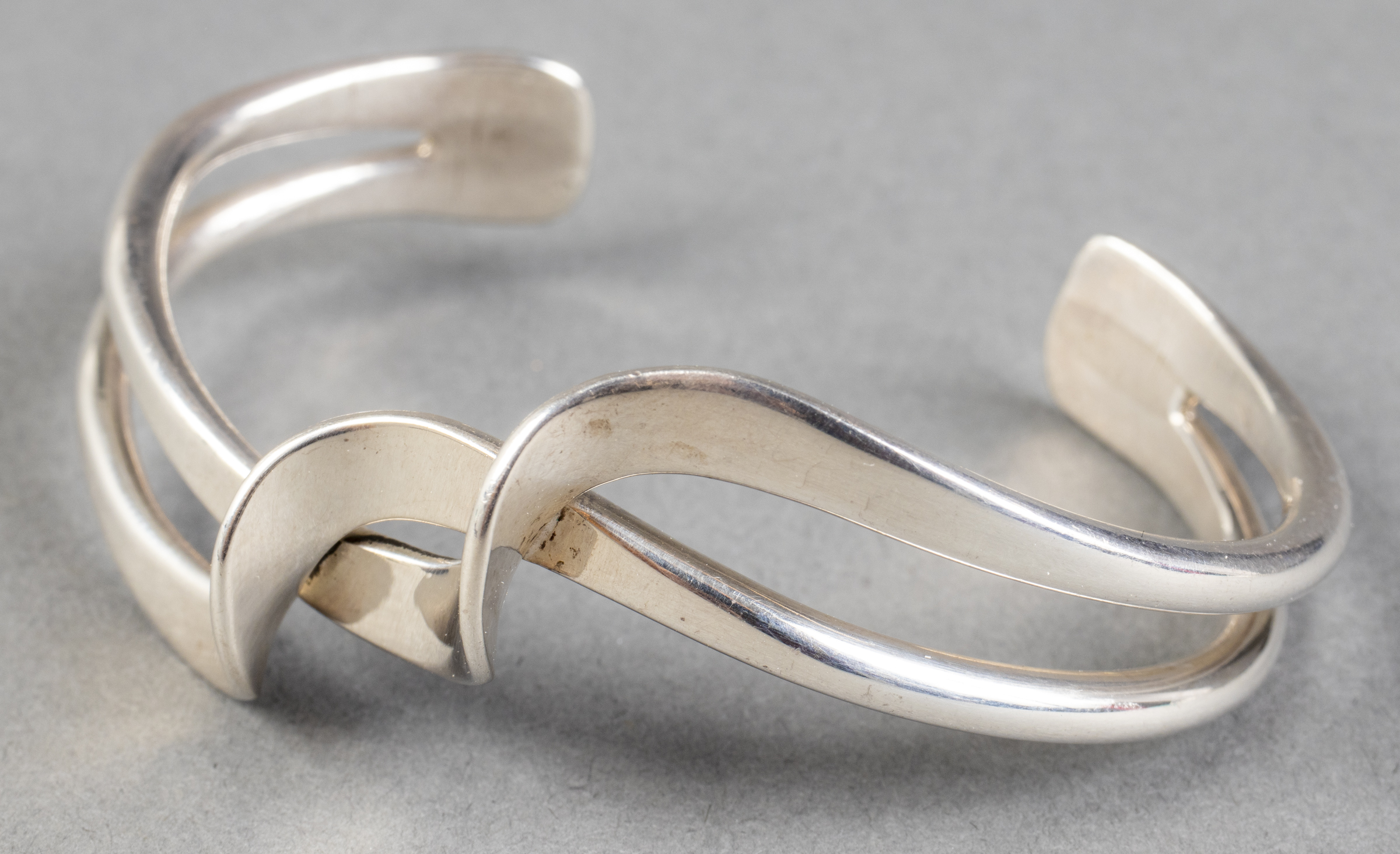 NAVAJO INDIAN SILVER OPEN TORQUE