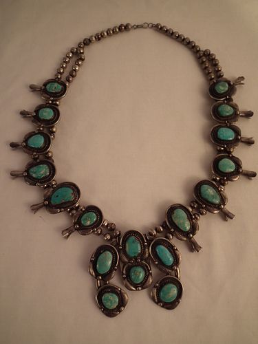 NAVAJO SILVER SQUASH BLOSSOM