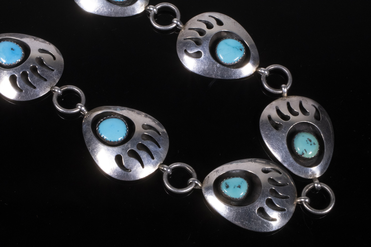 NAVAJO STERLING LINK BELT Each link