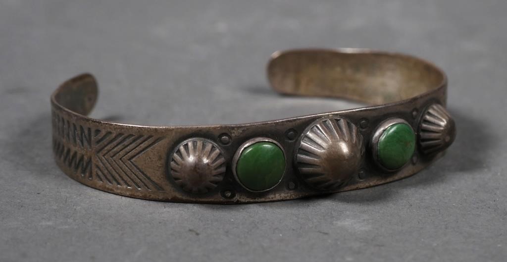 NAVAJO STERLING SILVER TURQUOISE