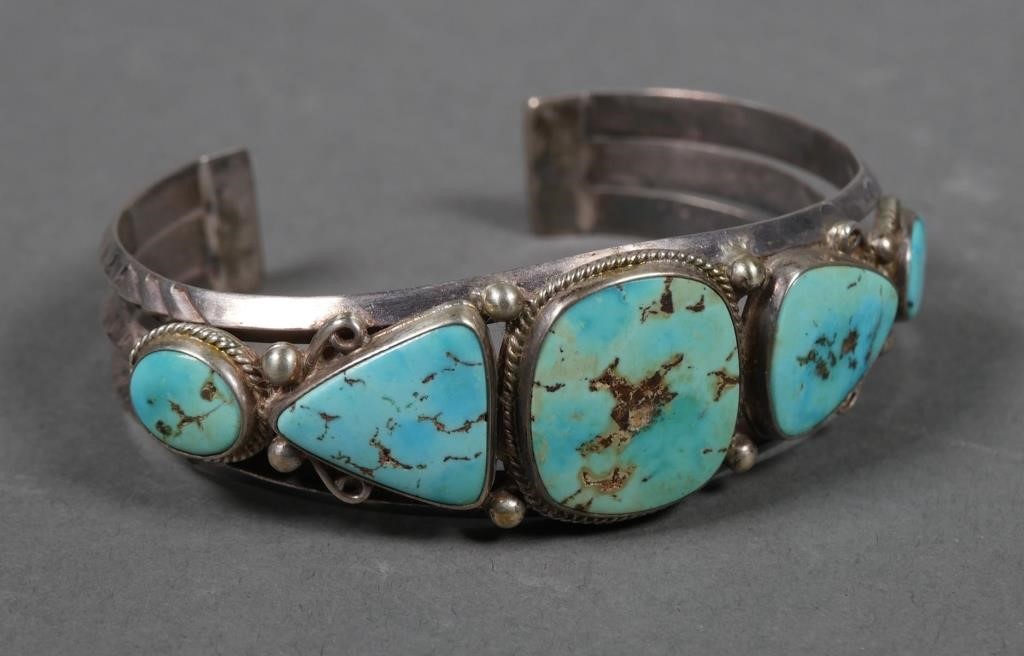 NAVAJO STERLING SILVER TURQUOISE