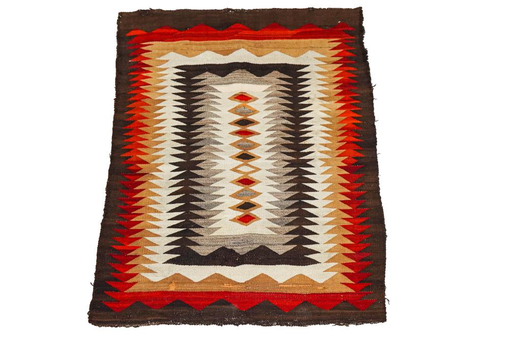 NAVAJO WOOL RUGwith stacked diamond