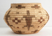 NAVAJO WOVEN "LIZARD" BASKETNa