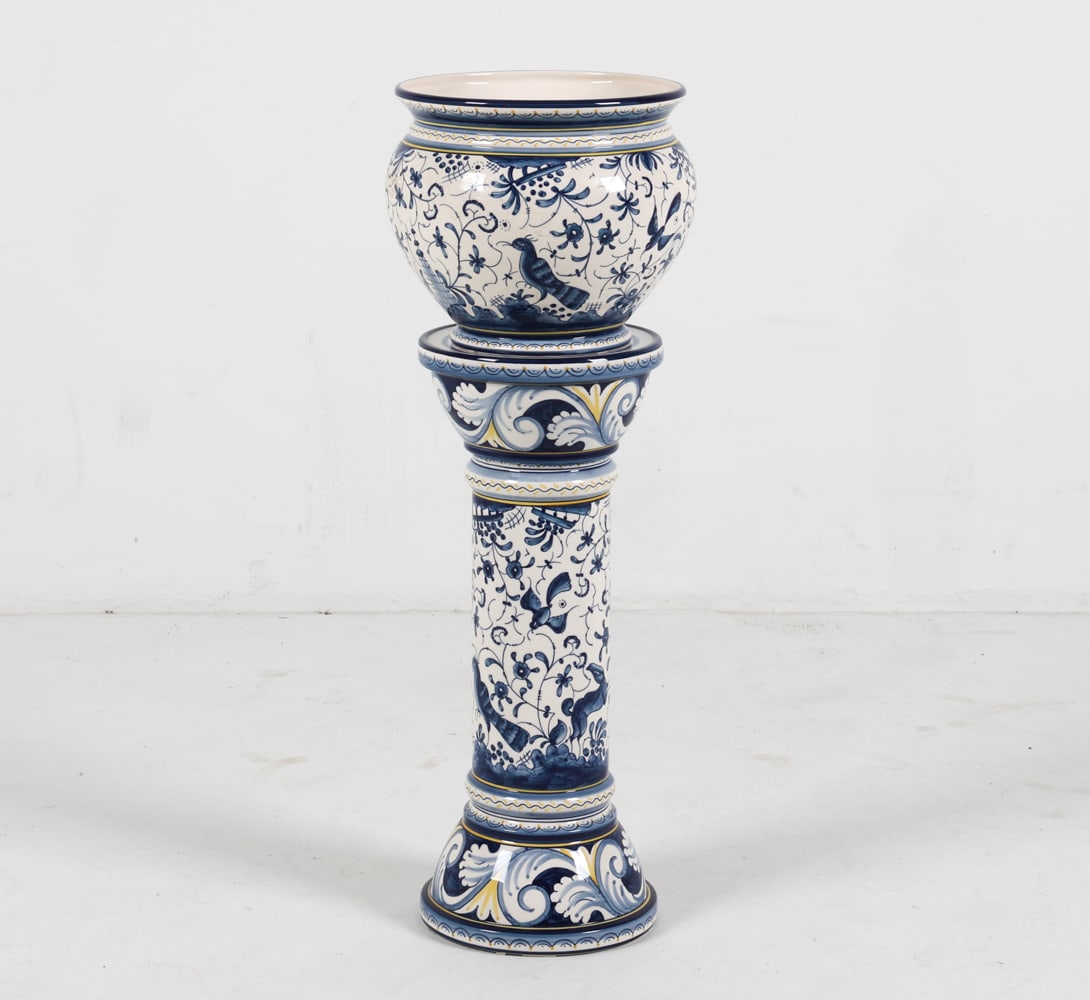 NAZARI PORTUGAL HAND CERAMIC VASE &