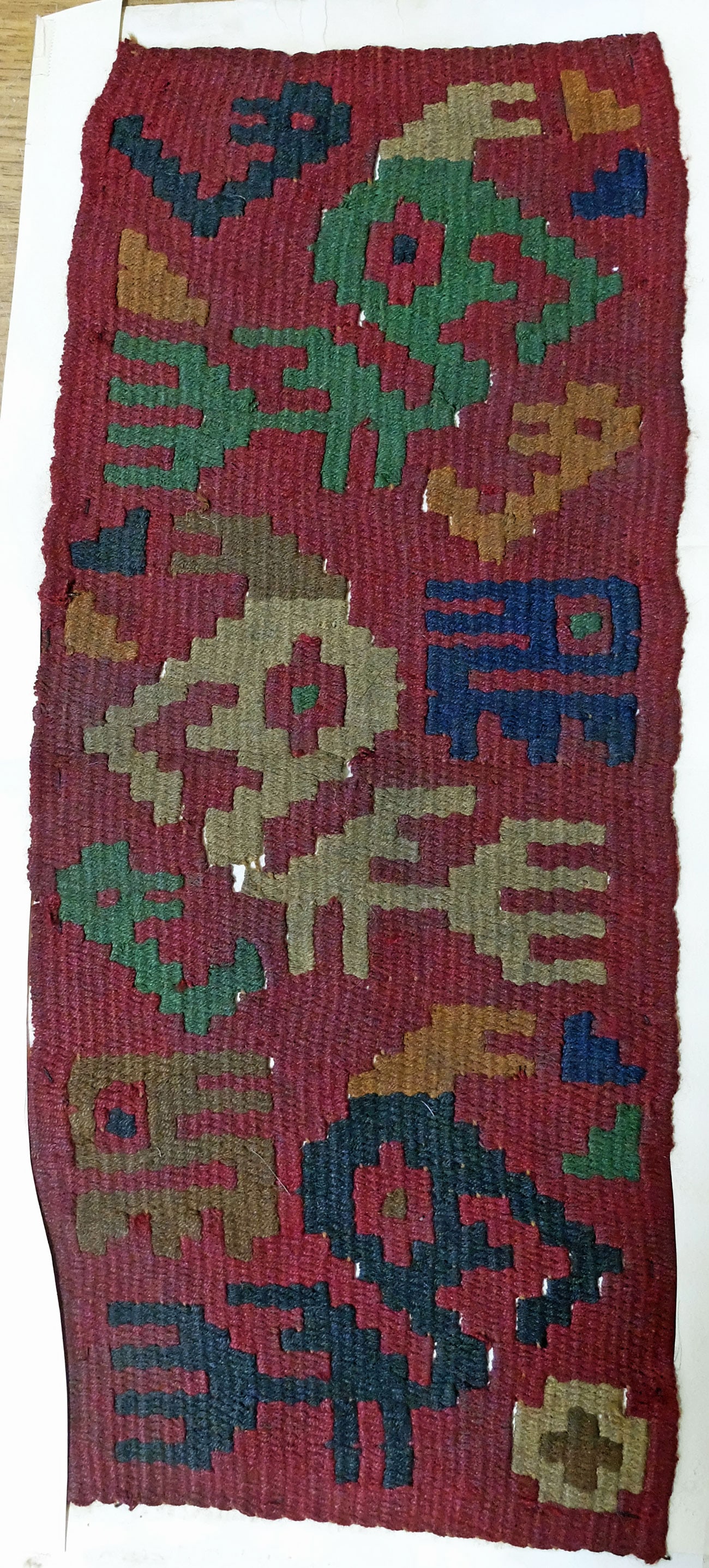 NAZCA TEXTILE FROM PERUAn excellent