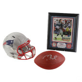 NE PATRIOTS HELMET & TOM BRADY