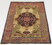 NEAR ANTIQUE TABRIZ PICTORIAL