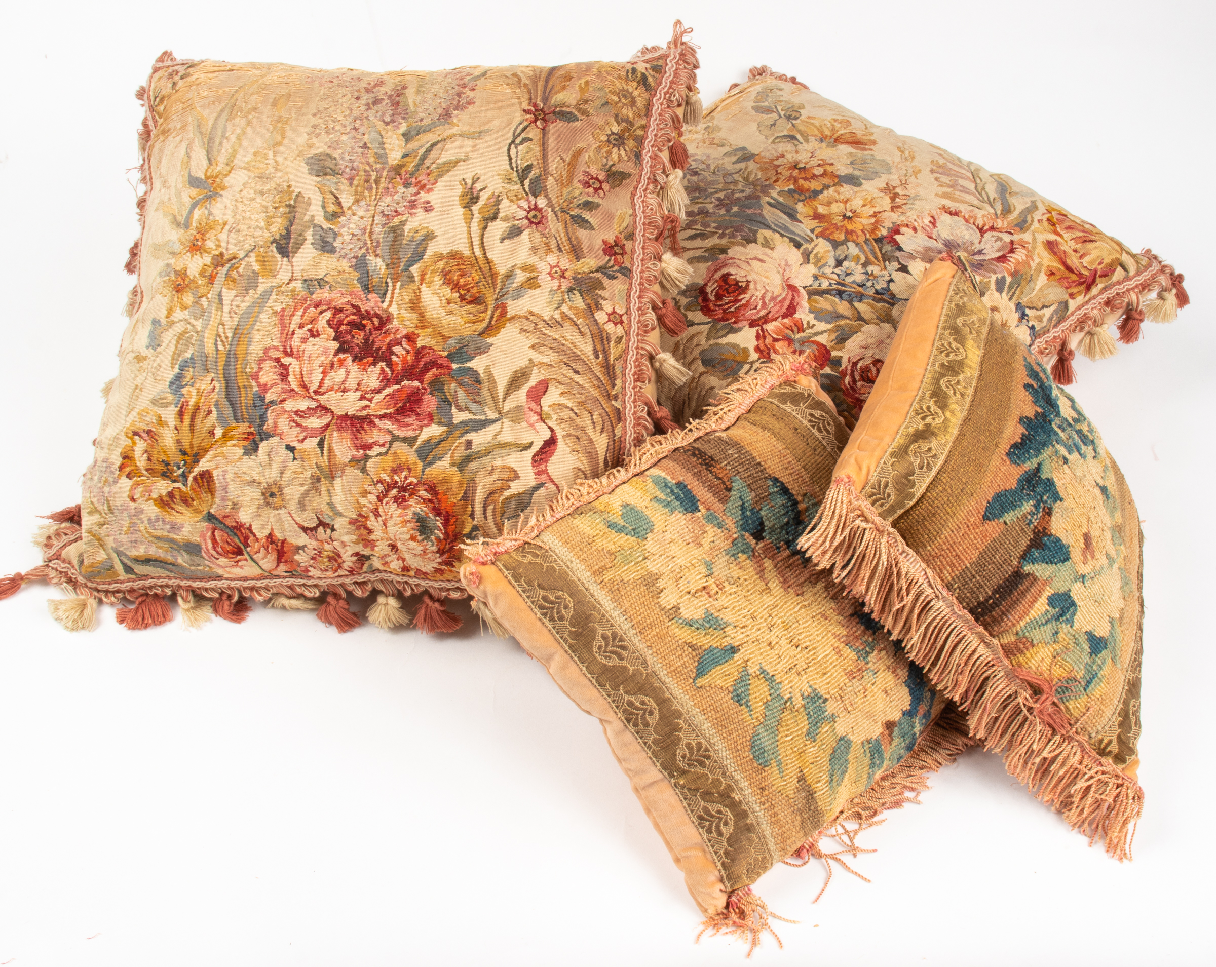 NEEDLEPOINT AND TAPESTRY THROW