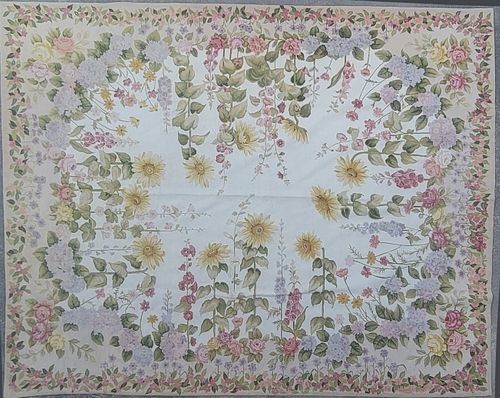 NEEDLEPOINT CARPET IN A FLORAL