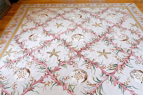 NEEDLEPOINT CARPET IN A SEAWEED AND