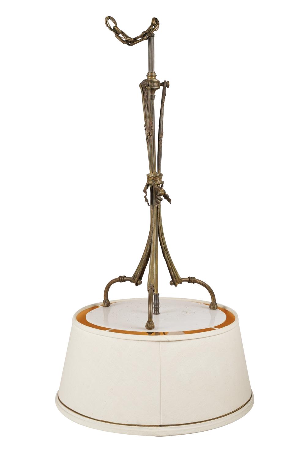 NEOCLASSIC GILT METAL CEILING