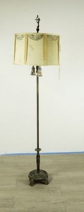 NEOCLASSICAL BRASS FLOOR LAMPB