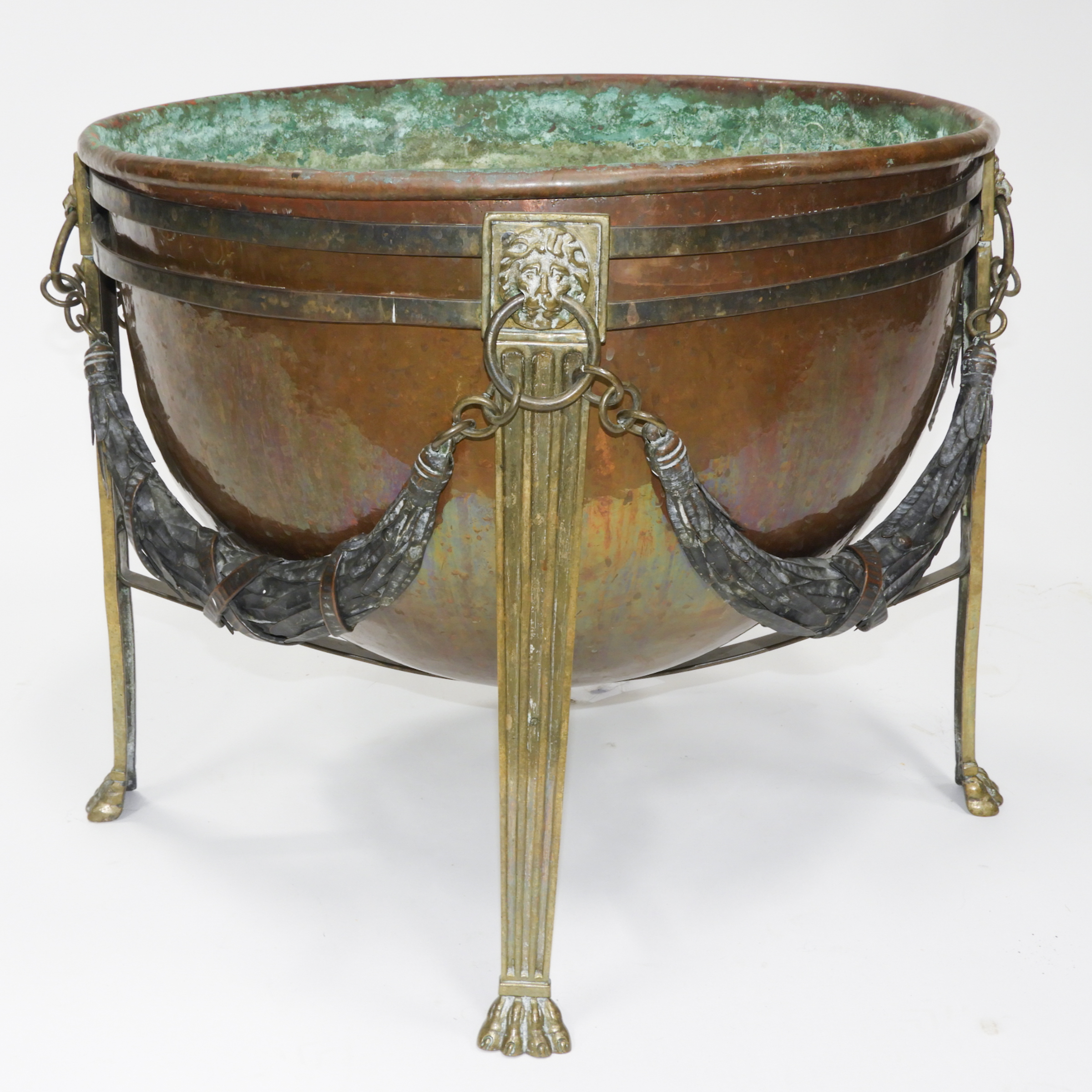 Neoclassical Cauldron Form