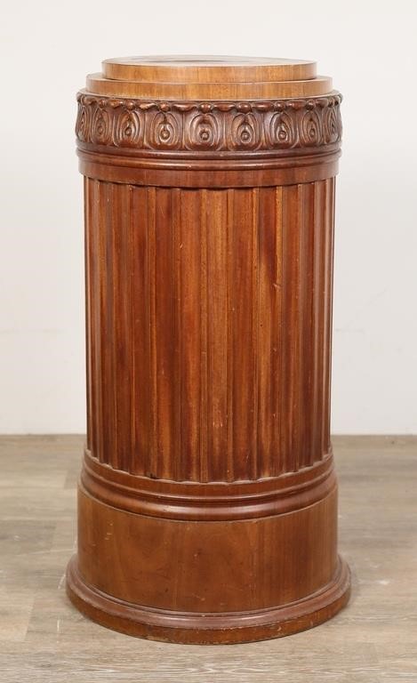 NEOCLASSICAL STYLE CARVED SCULPTURE