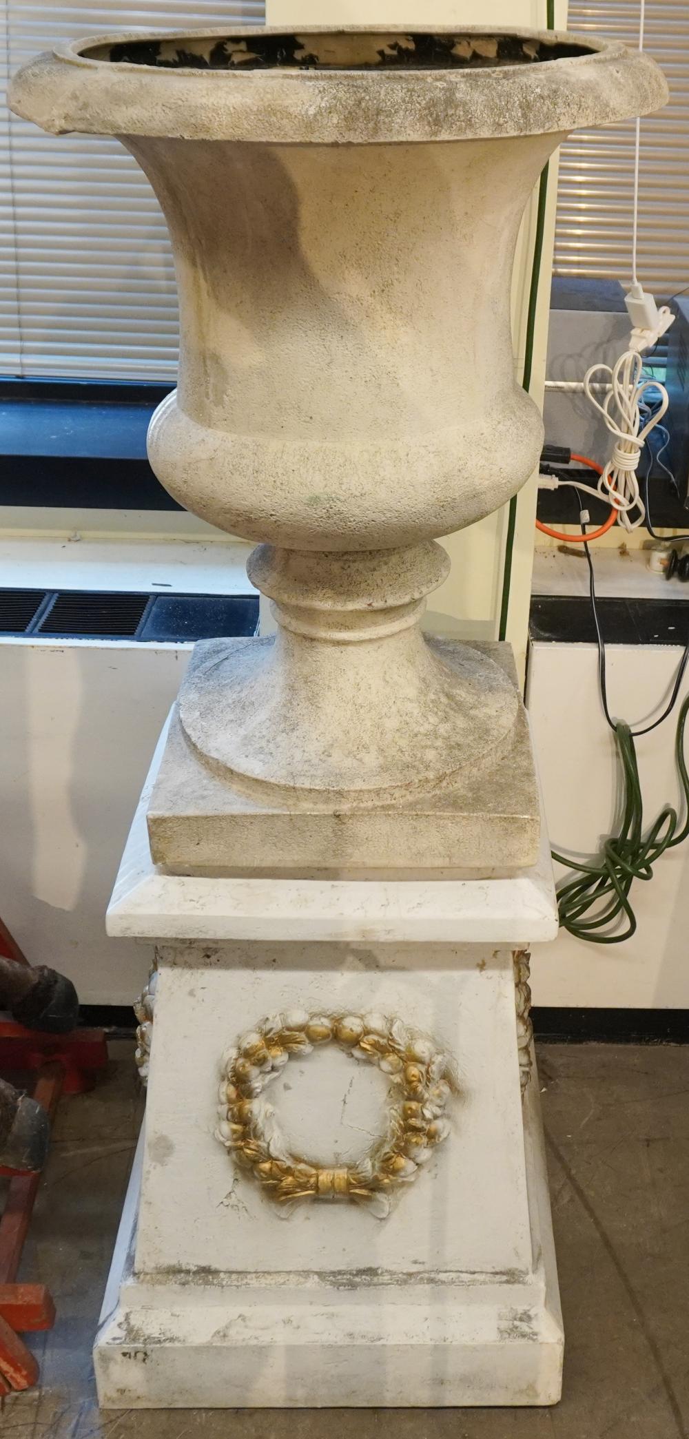 NEOCLASSICAL STYLE COMPOSITE