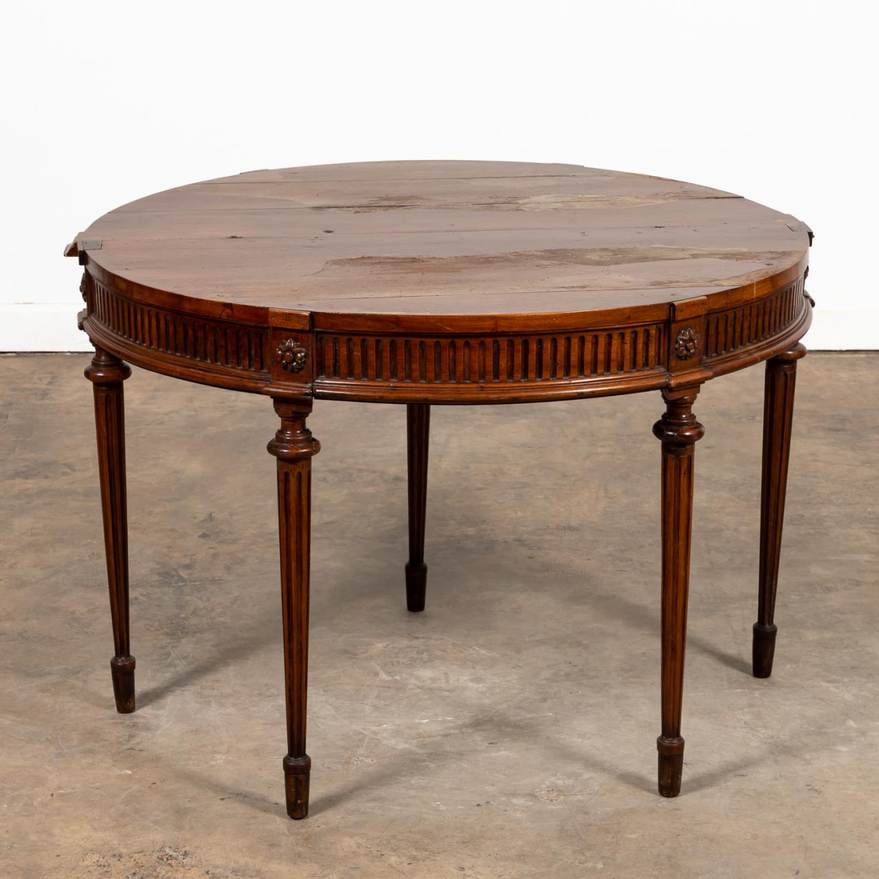 NEOCLASSICAL STYLE DEMILUNE FLIP