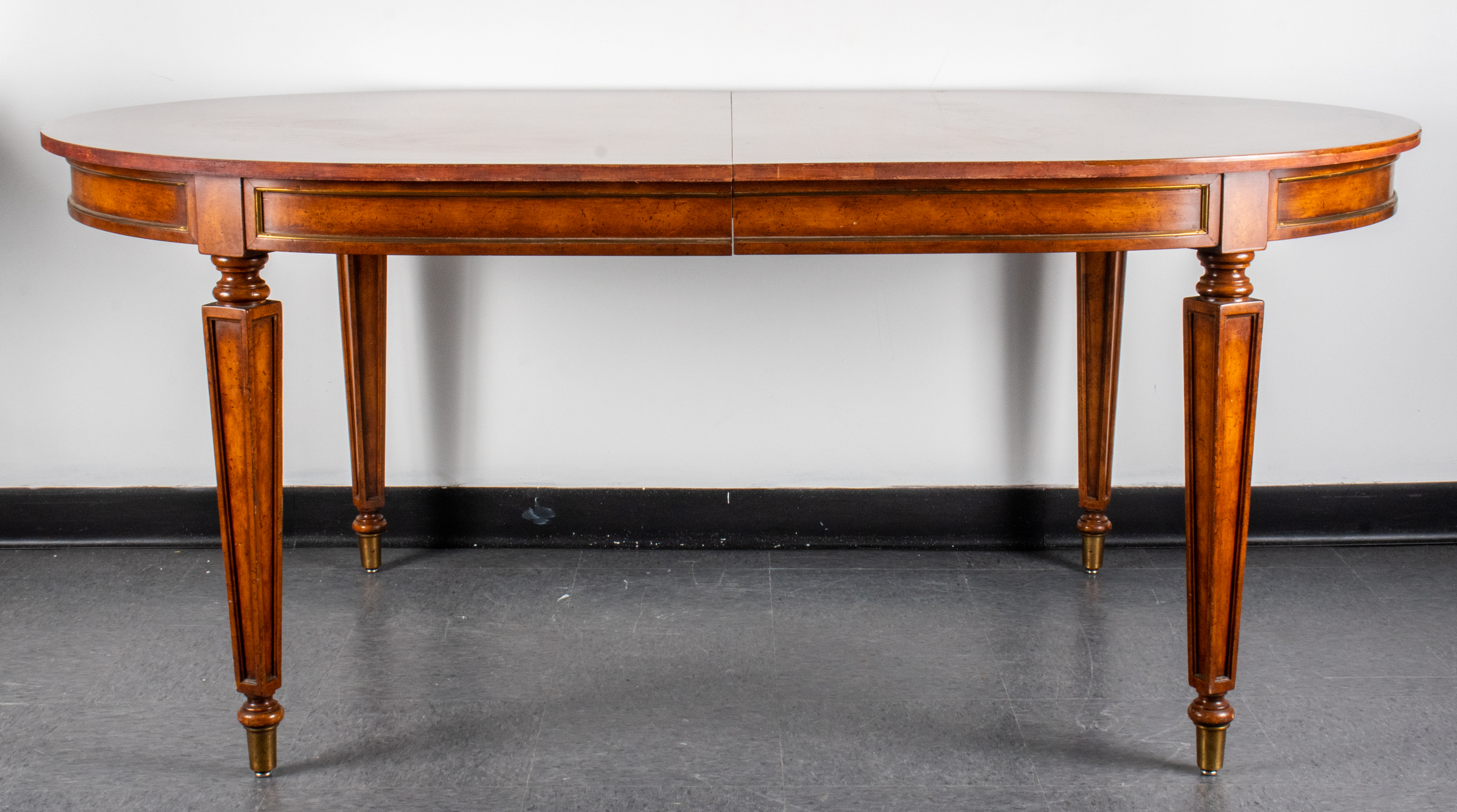 NEOCLASSICAL STYLE OVAL WOOD DINING