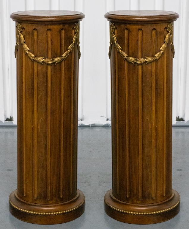 NEOCLASSICAL STYLE PARCEL GILT