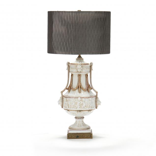 NEOCLASSICAL STYLE WHITE