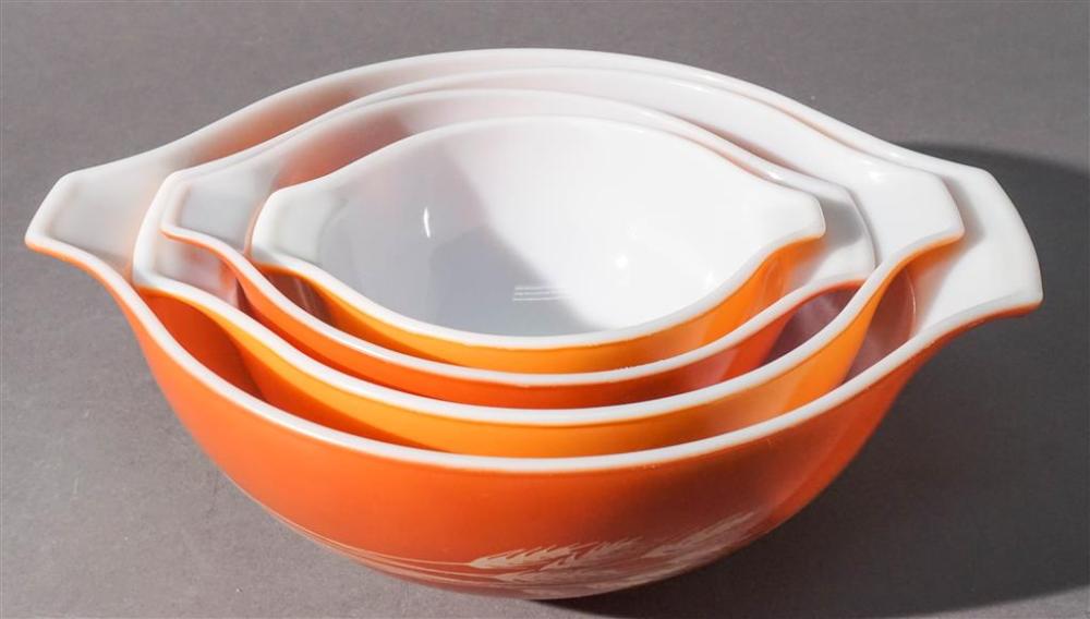 NEST OF FOUR GRADUATING PYREX