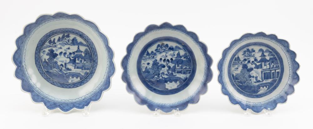 NEST OF THREE CHINESE EXPORT CANTON