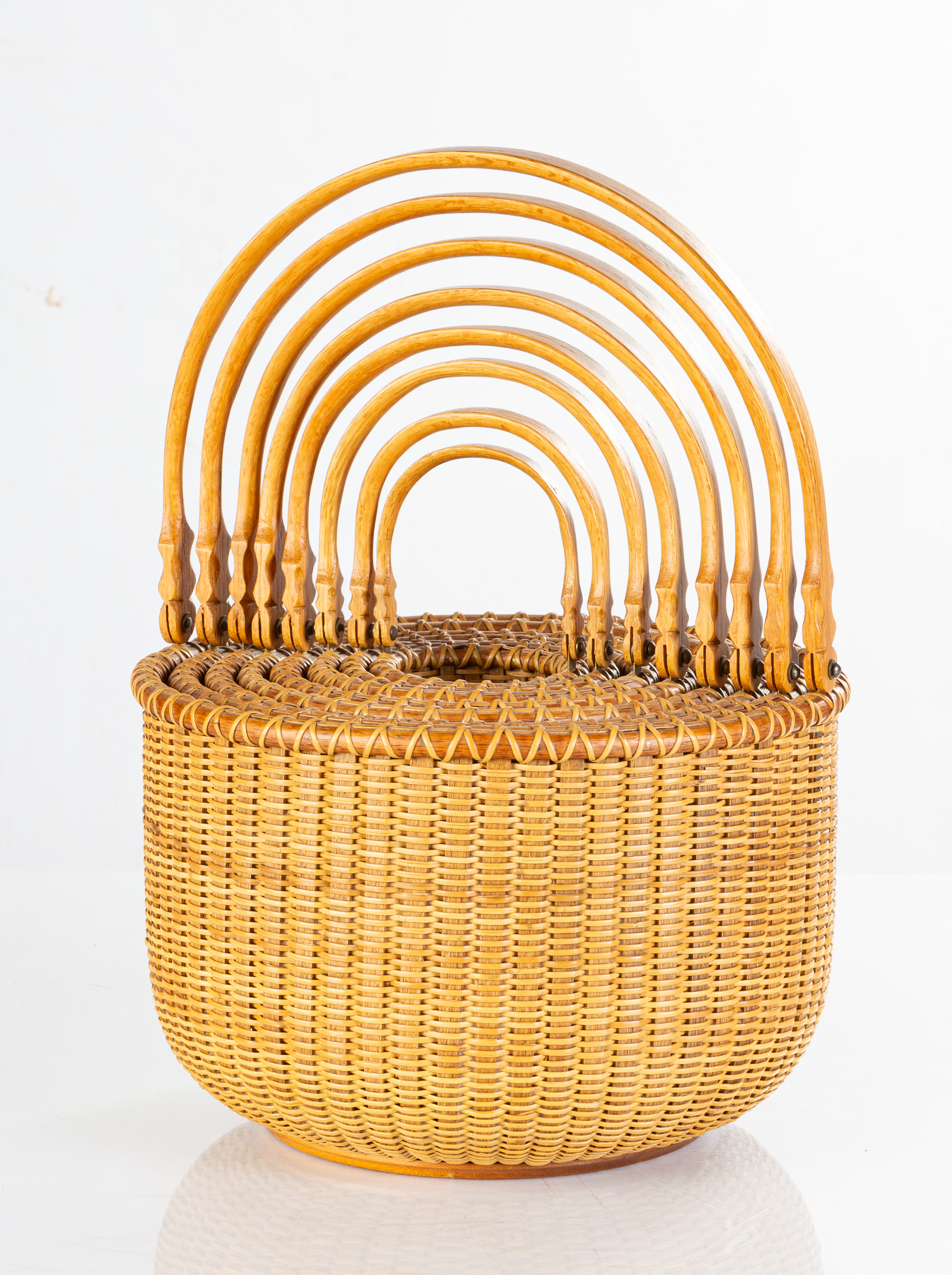 NESTING NANTUCKET BASKETS 8