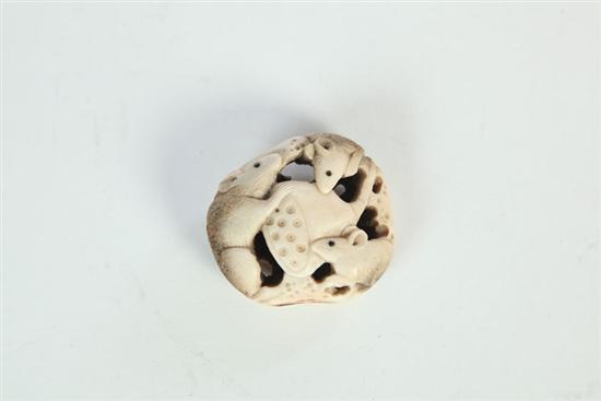 NETSUKE.  Japan  early 20th century