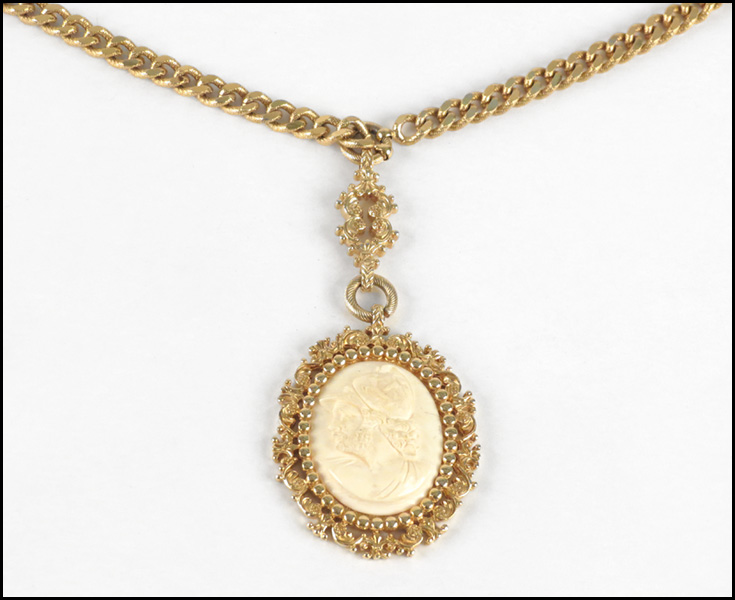NETTIE ROSENSTEIN CAMEO NECKLACE.