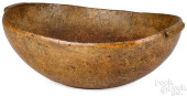 NEW ENGLAND BURL BOWL WITH CAR