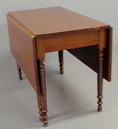 New England cherry drop-leaf