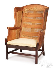 NEW ENGLAND CHIPPENDALE MAHOGA