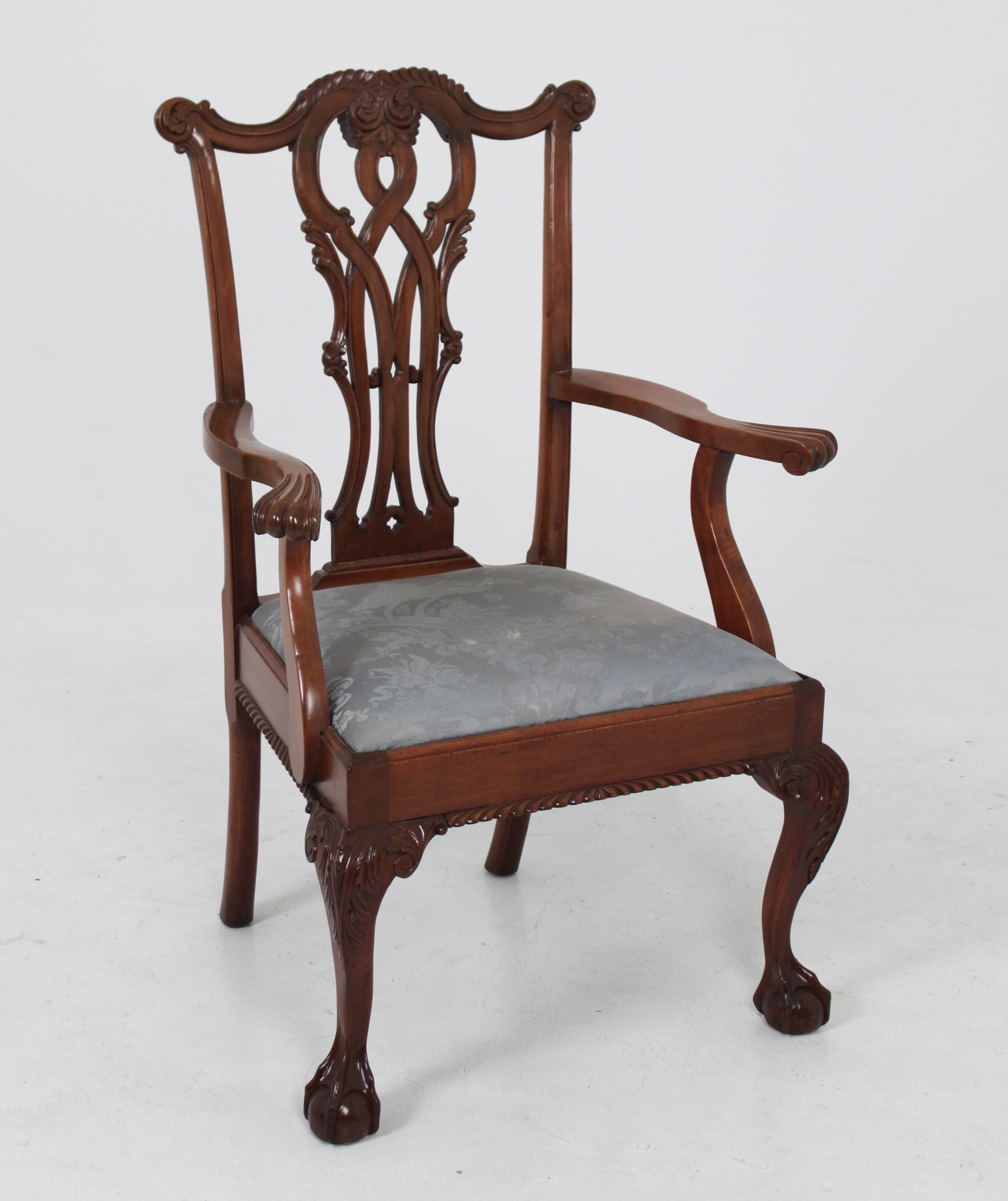 NEW ENGLAND CHIPPENDALE STYLE