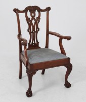 NEW ENGLAND CHIPPENDALE STYLE