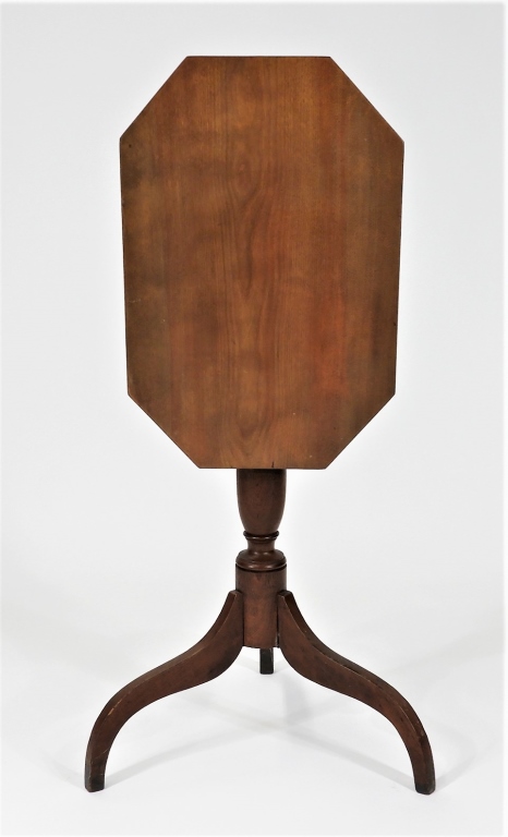 NEW ENGLAND FEDERAL CHERRY TILT TOP