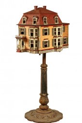 NEW ENGLAND HOUSE MODEL - Pain