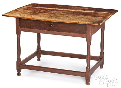 NEW ENGLAND MAPLE TAVERN TABLE,