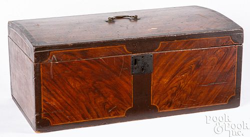 NEW ENGLAND PAINTED DOME LID BOX,