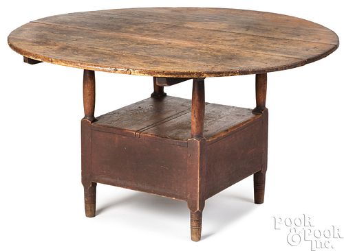 NEW ENGLAND PAINTED PINE CHAIR
