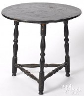 NEW ENGLAND PAINTED TAP TABLEN