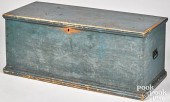NEW ENGLAND PINE BLANKET CHEST