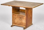 NEW ENGLAND PINE CHAIR TABLENe