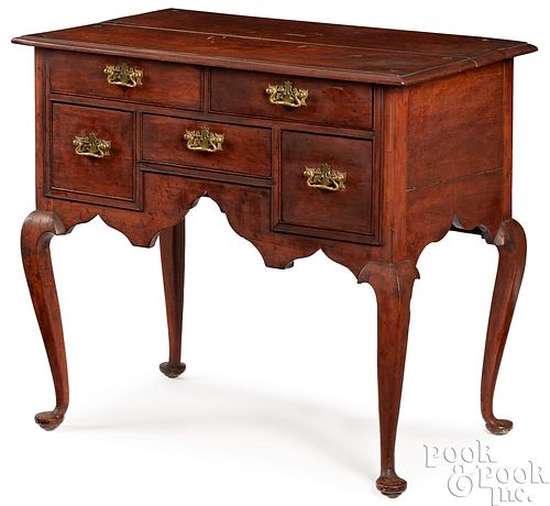 NEW ENGLAND QUEEN ANNE DRESSING