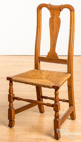 NEW ENGLAND QUEEN ANNE RUSH SEAT