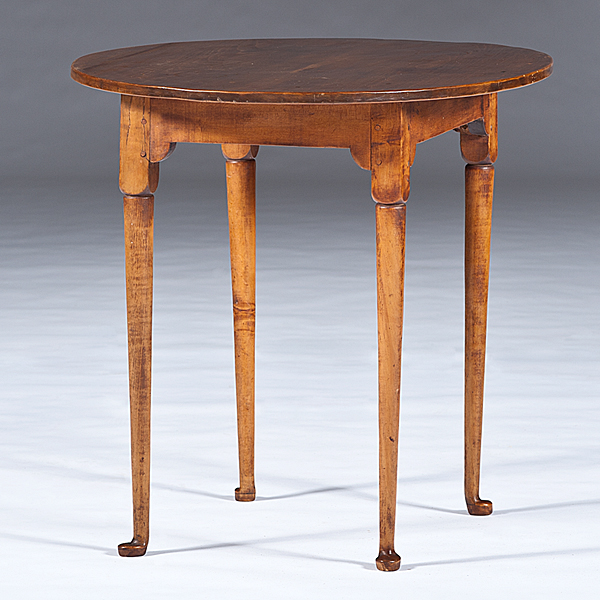 New England Queen Anne Tea Table