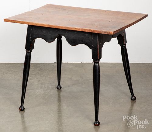NEW ENGLAND QUEEN ANNE TEA TABLE,
