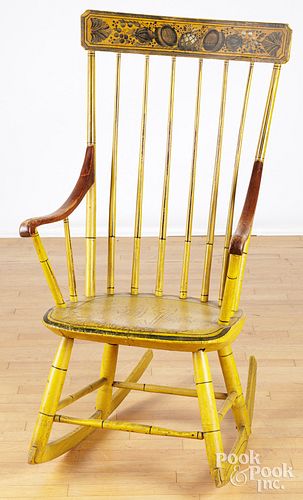 NEW ENGLAND ROCKING CHAIRNew