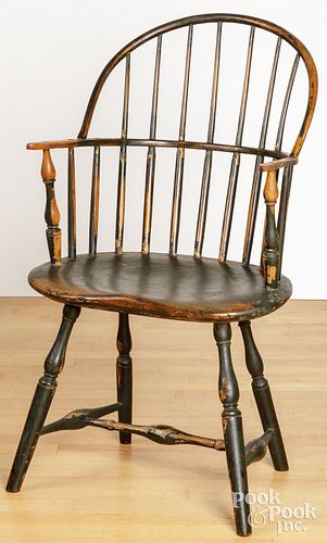 NEW ENGLAND SACKBACK WINDSOR CHAIR,