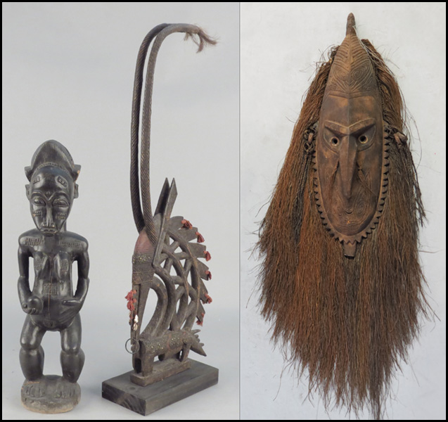 NEW GUINEA CEREMONIAL TRIBALL MASK.